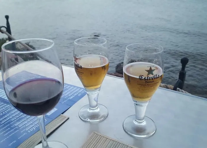 Cascadas De La Marina